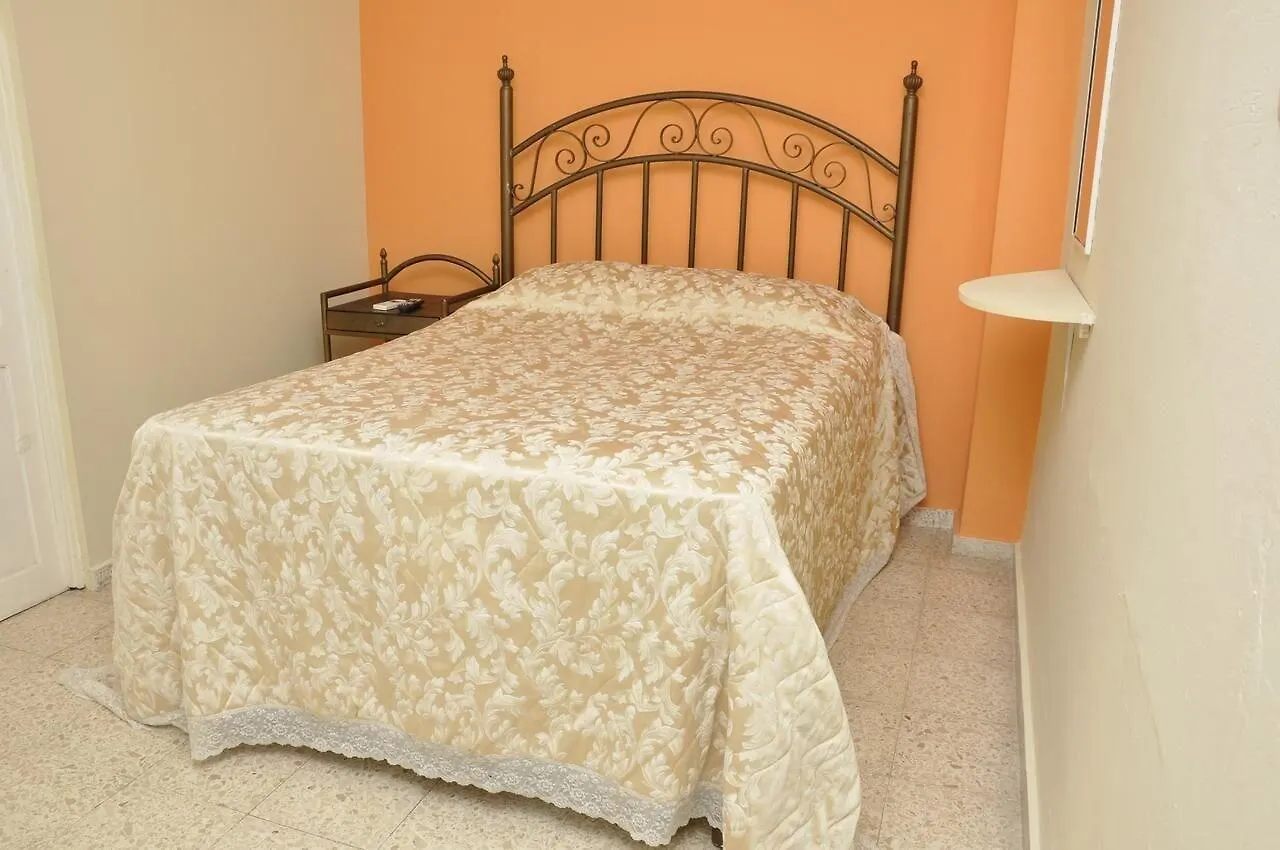 Hostel Hotel Colonial Blanco Santo Domingo Dominican Republic